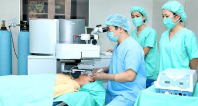 mổ cận thị bằng phương pháp Lasik
